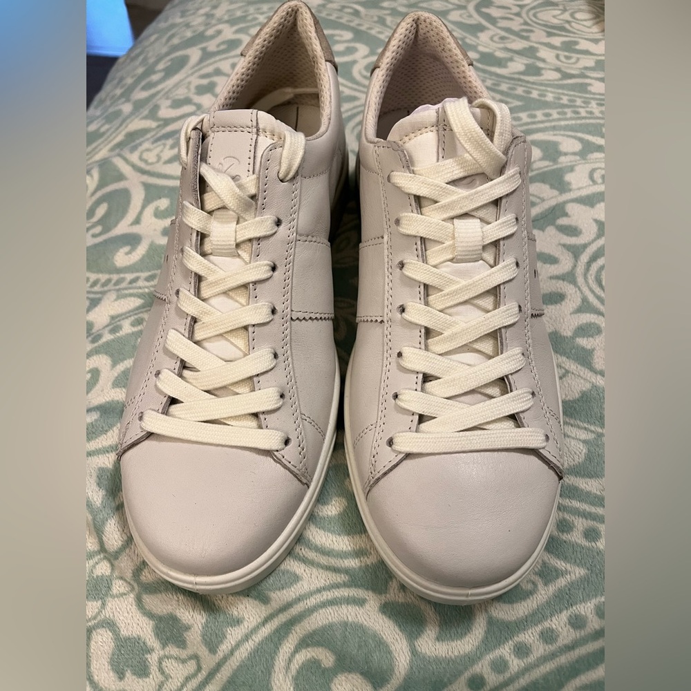 𝓔𝓬𝓬𝓸 𝓦𝓸𝓶𝓮𝓷'𝓢 𝓒𝓻𝓮𝓪𝓶 𝓼𝓷𝓮𝓪𝓴𝓮𝓻𝓢